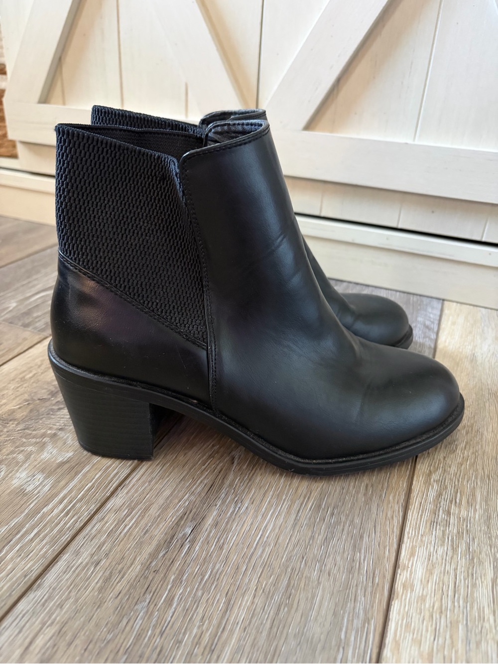 Cato Black Women's Leather Block Heel Ankle Boots